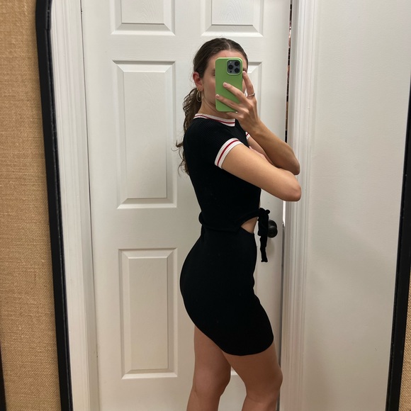 Ribbed Cutout Sporty T Shirt Dress by Rehab Small - Picture 9 of 9